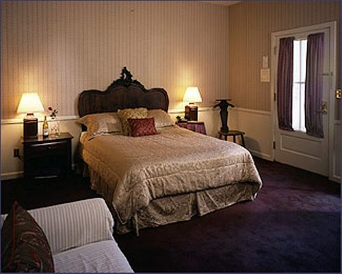 La Rose Hotel Santa Rosa